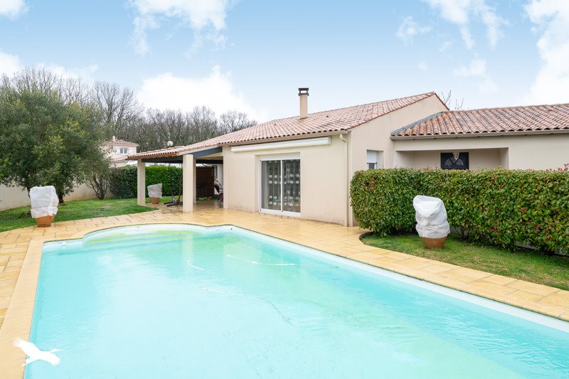 Vente Maison ST SULPICE DE ROYAN - 6 pièces -136 m² - (17200)