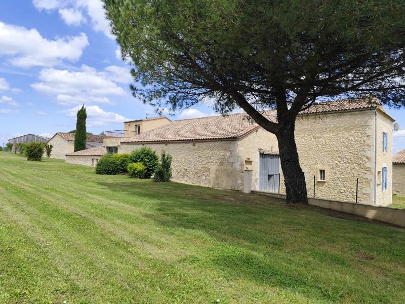 Vente Maison SOUMENSAC - 11 pièces -359 m² - (47120)