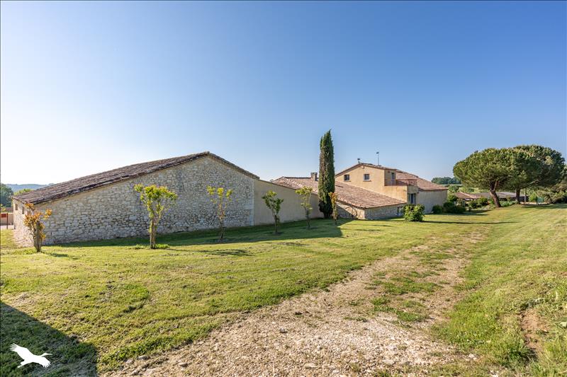 Vente Maison SOUMENSAC - 11 pièces -359 m² - (47120)