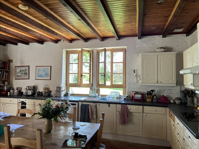 Vente Maison LEVIGNAC DE GUYENNE - 6 pièces -196 m² - (47120)