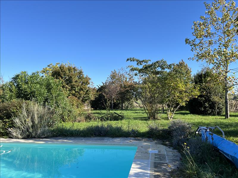 Vente Maison LEVIGNAC DE GUYENNE - 6 pièces -196 m² - (47120)