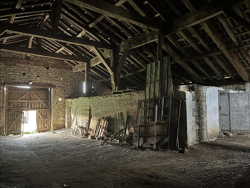 Vente Grange LEVIGNAC DE GUYENNE - 1 pièce - - (47120)