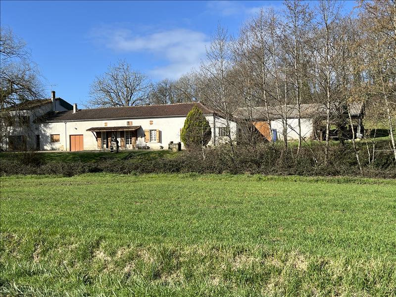 Vente Maison ESCLOTTES - 9 pièces -231 m² - (47120)