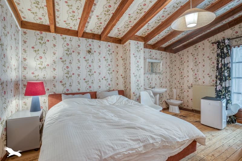 Vente Maison LOUBES BERNAC - 9 pièces -274 m² - (47120)