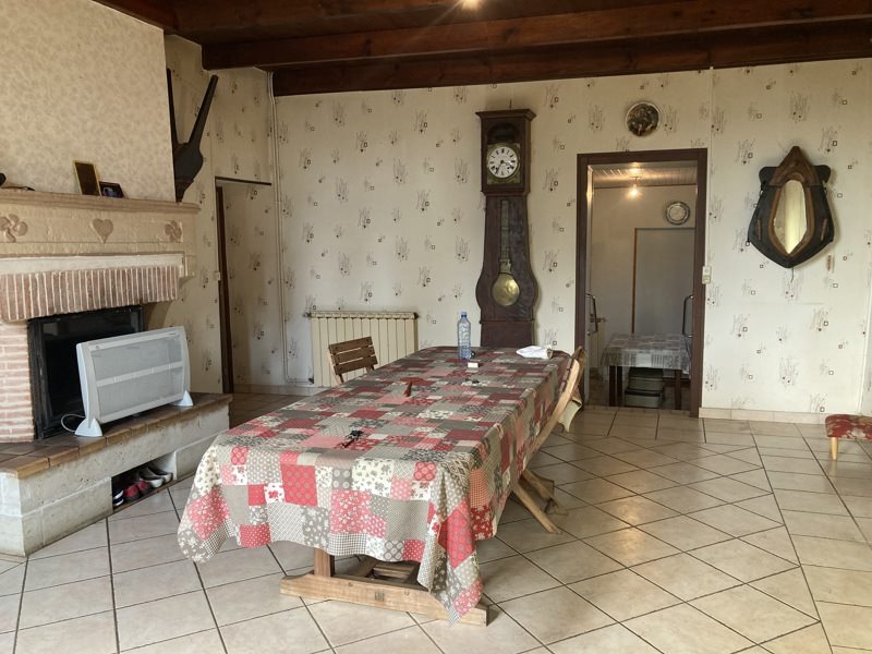 Vente Maison ESCLOTTES - 5 pièces -131 m² - (47120)