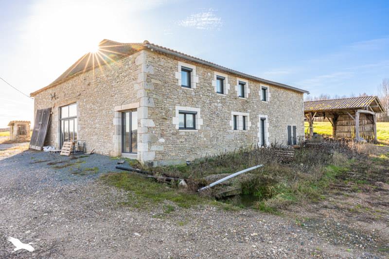 Vente Maison ESCLOTTES - 6 pièces -280 m² - (47120)