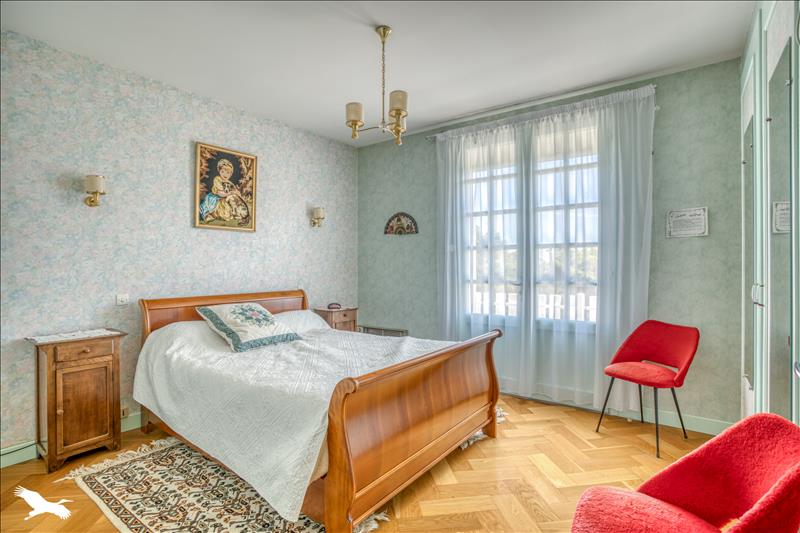 Vente Maison CASTILLONNES - 8 pièces -178 m² - (47330)