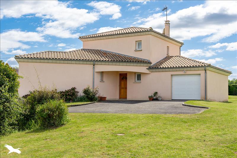 Vente Maison LAVERGNE - 5 pièces -145 m² - (47800)