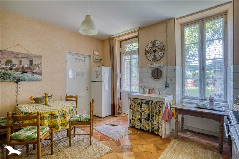 Vente Maison MIRAMONT DE GUYENNE - 9 pièces -200 m² - (47800)