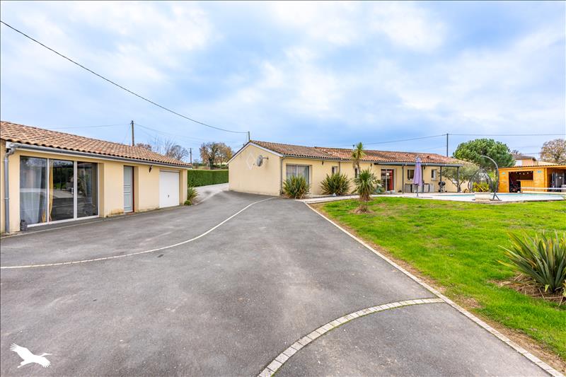 Vente Maison PEYRIERE - 4 pièces -156 m² - (47350)