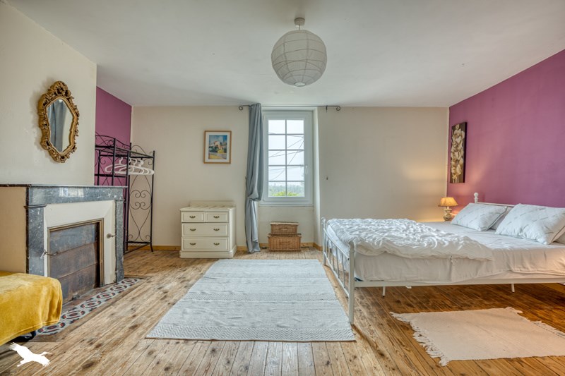 Vente Maison RIOCAUD - 17 pièces -440 m² - (33220)