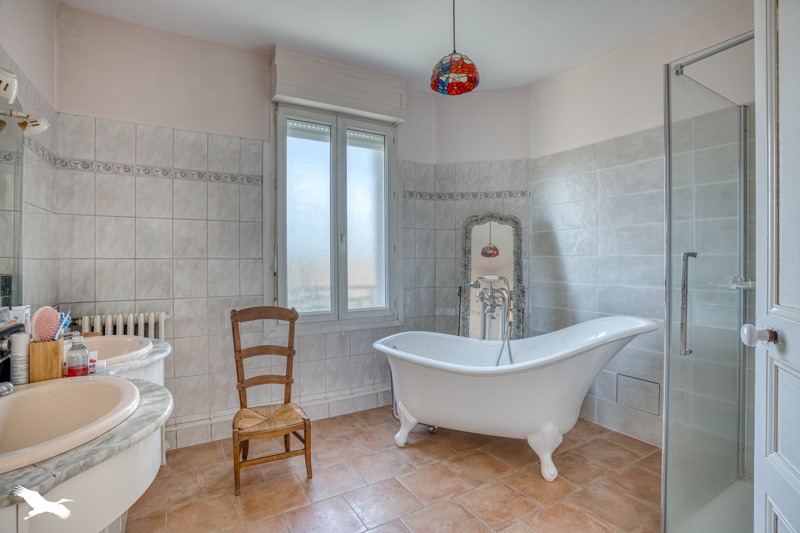 Vente Maison MIRAMONT DE GUYENNE - 7 pièces -165 m² - (47800)