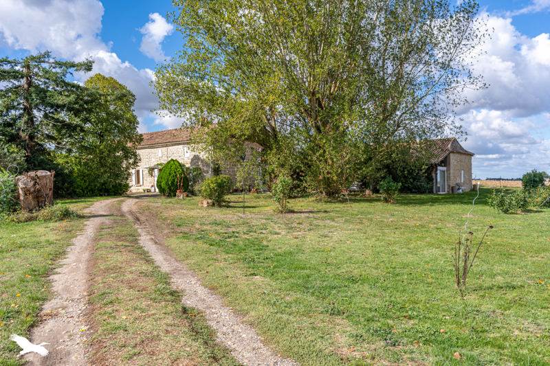 Maison 9 pièces 233 m² · à Puysserampion · 233 m² · 220 920 €