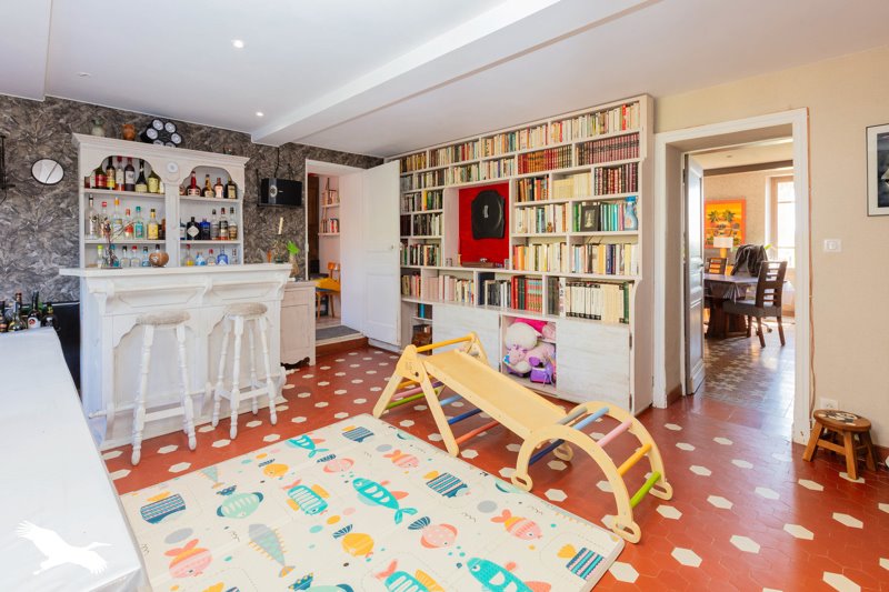 Vente Maison CINTEGABELLE - 11 pièces -390 m² - (31550)