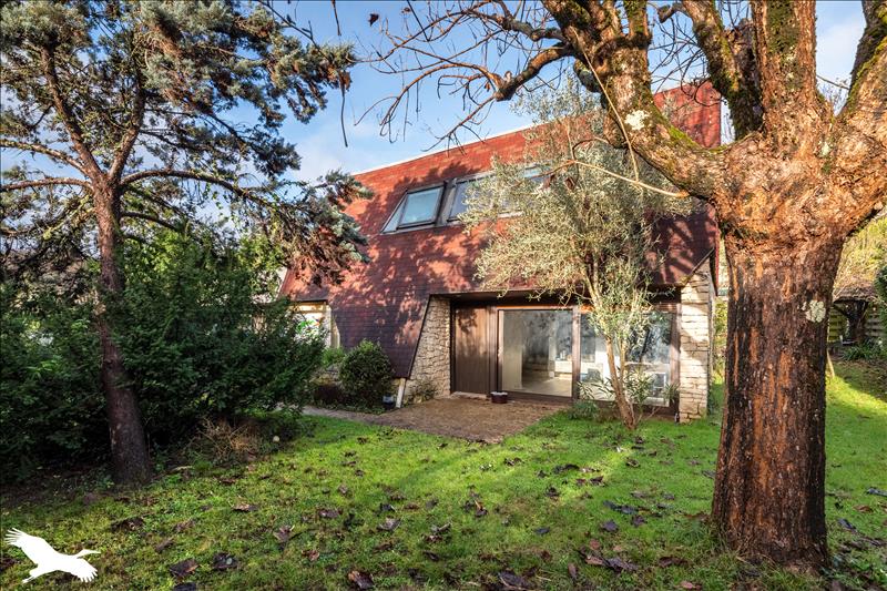 Vente Maison CHAMPCEVINEL - 6 pièces -208 m² - (24750)