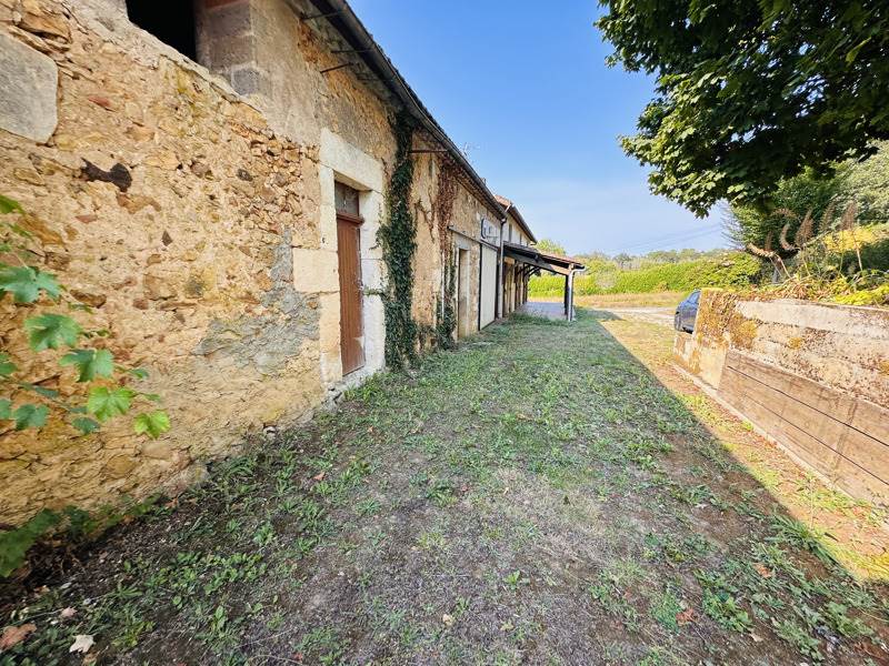 Vente Maison BEAUREGARD ET BASSAC - 7 pièces -186 m² - (24140)