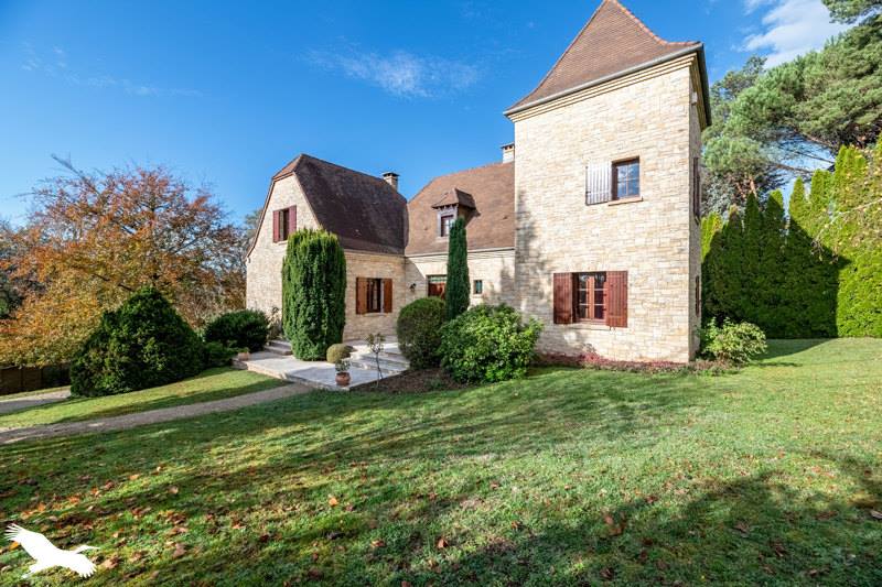 Vente Maison CHANCELADE - 6 pièces -190 m² - (24650)