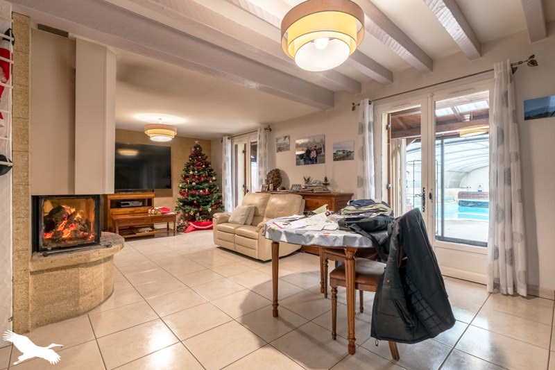 Vente Maison CHANCELADE - 8 pièces -177 m² - (24650)