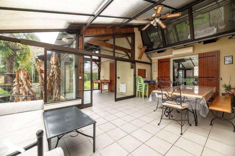 Vente Maison CHANCELADE - 8 pièces -177 m² - (24650)