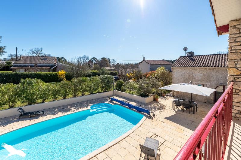 Vente Maison CHANCELADE - 7 pièces -175 m² - (24650)