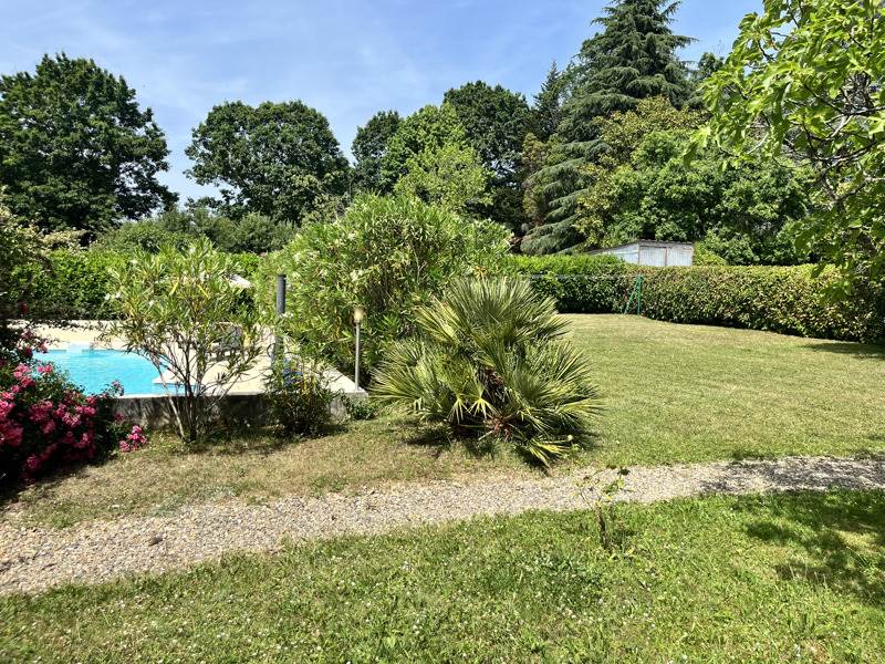 Vente Maison CHANCELADE - 7 pièces -175 m² - (24650)