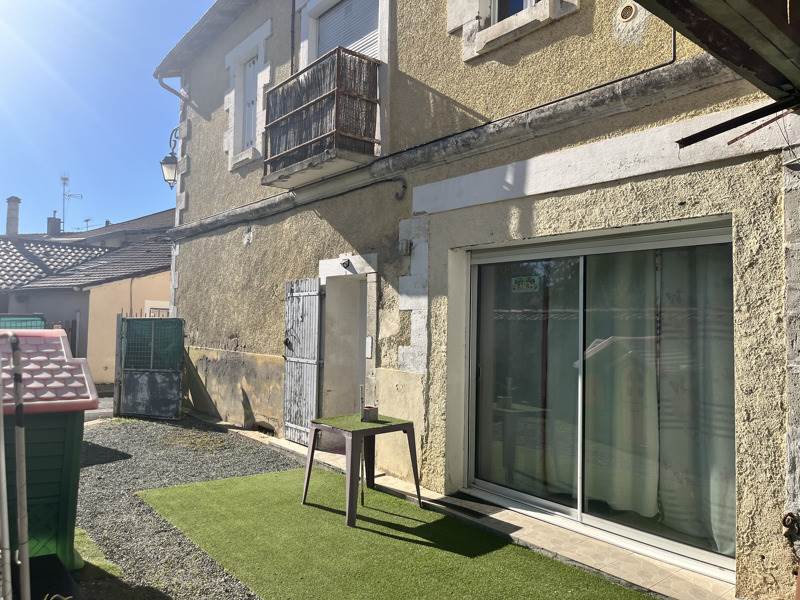 Vente Immeuble RAZAC SUR L ISLE - -  146 m² - (24430)
