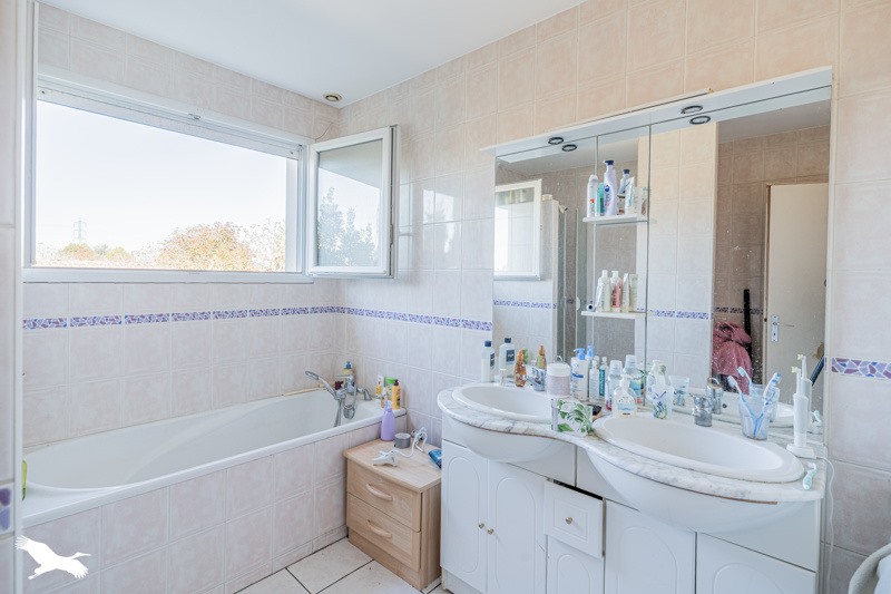 Vente Maison PESSAC - 9 pièces -195 m² - (33600)