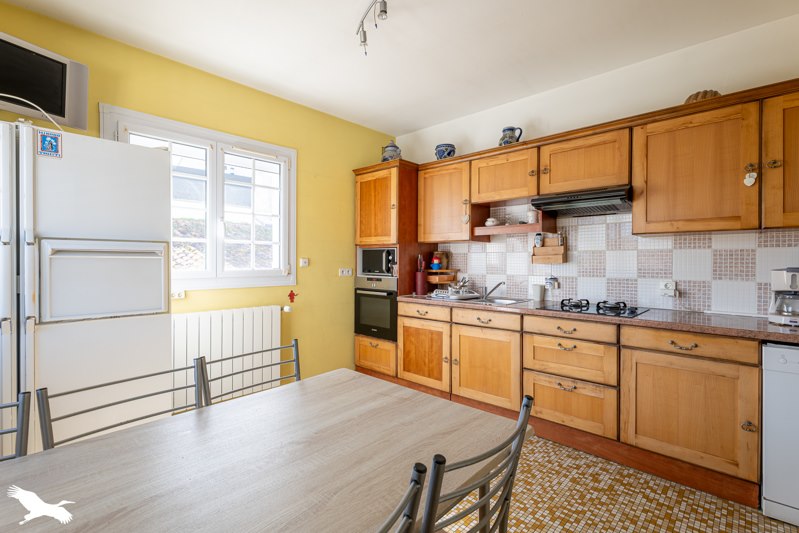 Vente Maison PORT D ENVAUX - 7 pièces -243 m² - (17350)