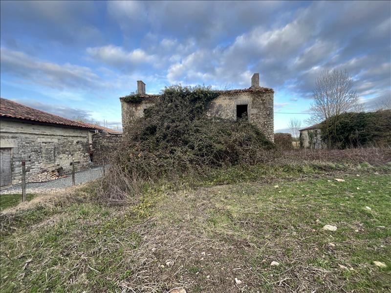 Vente Grange LOZAY - - - (17330)