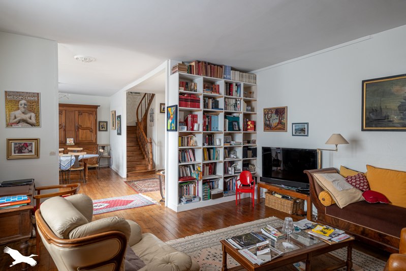 Vente Maison ST JEAN D ANGELY - 7 pièces -158 m² - (17400)