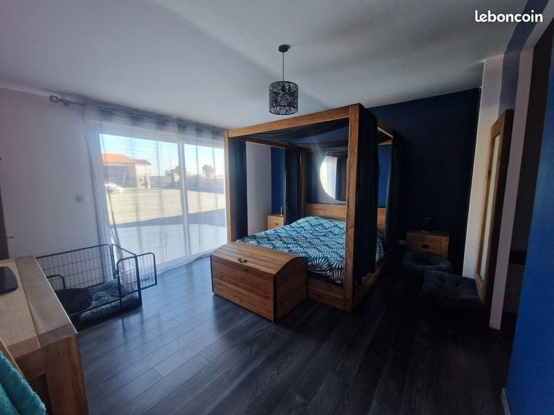 Vente Maison LA CROIX COMTESSE - 6 pièces -161 m² - (17330)
