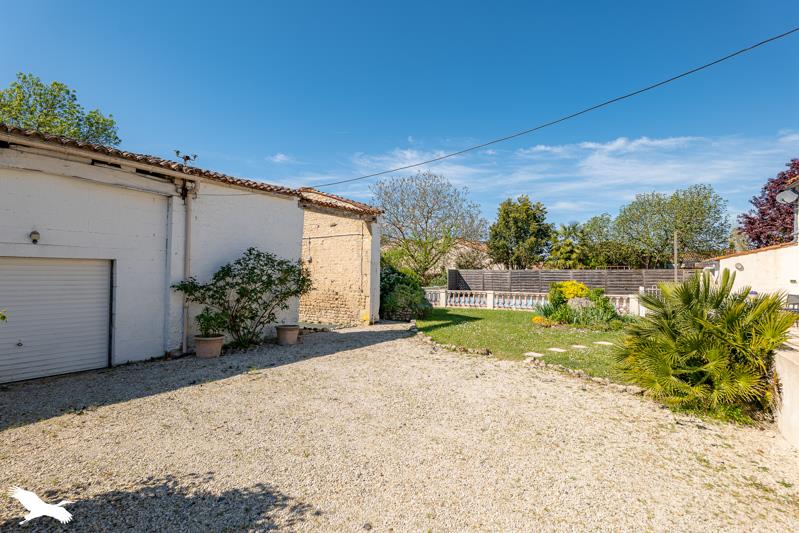 Vente Maison MIGRE - 6 pièces -222 m² - (17330)