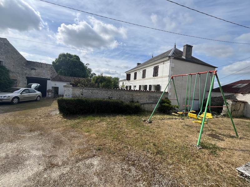 Vente Maison ASNIERES LA GIRAUD - 3 pièces -103 m² - (17400)