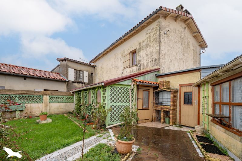 Vente Maison VILLENEUVE LA COMTESSE - 6 pièces -127 m² - (17330)