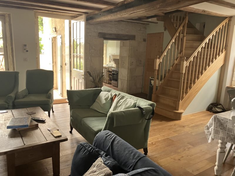 Vente Maison MAZERAY - 4 pièces -109 m² - (17400)
