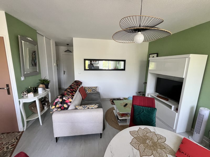 Vente Appartement ST JEAN D ANGELY - 2 pièces -44 m² - (17400)