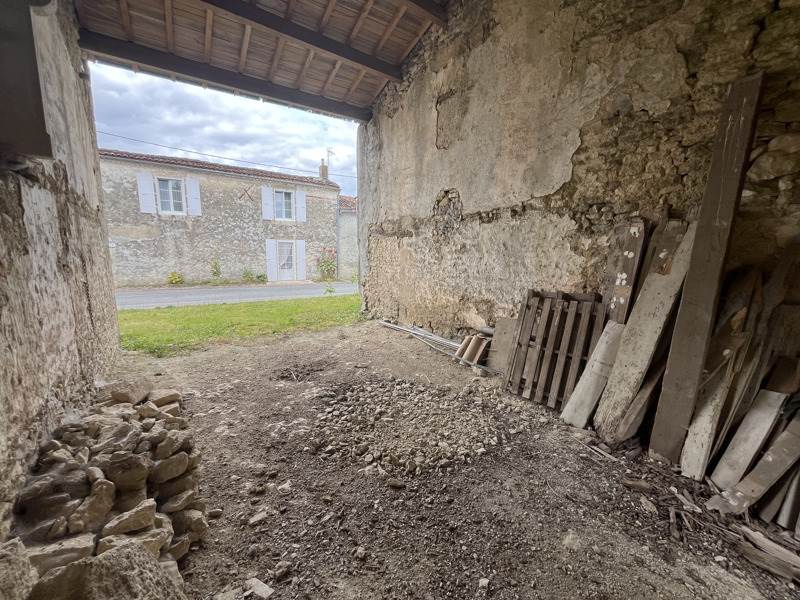Vente Maison ST PIERRE DE L ISLE - 3 pièces -148 m² - (17330)