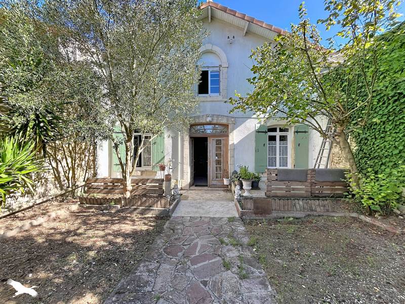 Maison 5 pièces 129 m² · à Saint-Jean-d'Angély · 129 m² · 192 200 €