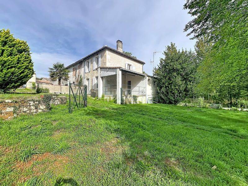 Vente Maison ANTEZANT LA CHAPELLE - 3 pièces -74 m² - (17400)