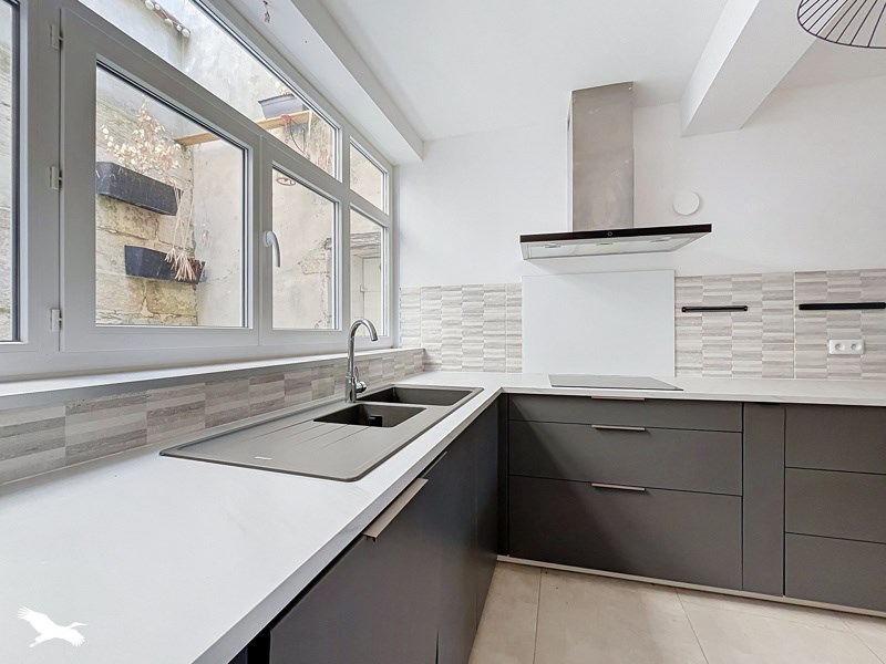 Vente Maison Saint-Jean-d'Angély - 5 pièces -136 m² - (17400)