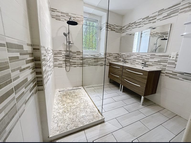 Vente Maison Saint-Pardoult - 5 pièces -145 m² - (17400)
