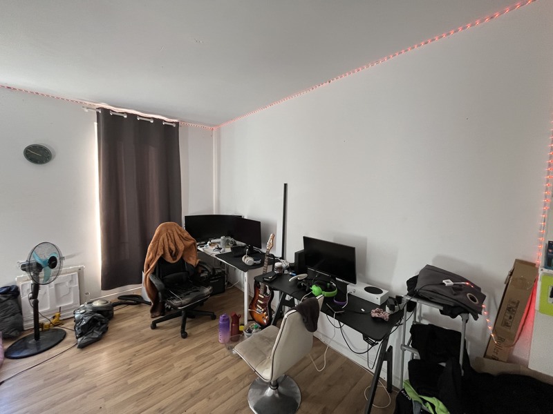 Vente Immeuble Saint-Jean-d'Angély - -  210 m² - (17400)