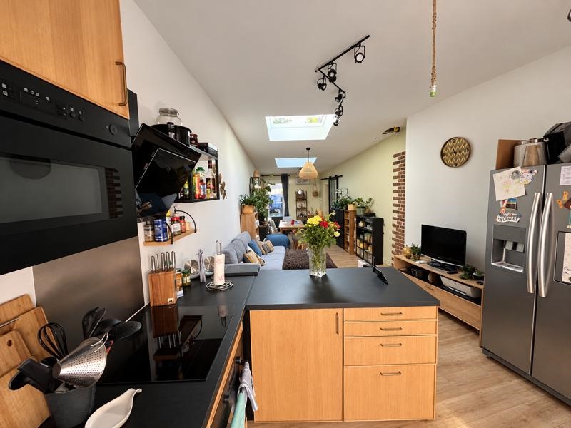Vente Immeuble Saint-Jean-d'Angély - -  210 m² - (17400)