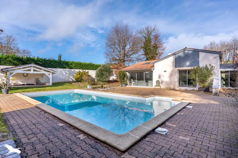 Vente Maison ARGENTON - 8 pièces -205 m² - (47250)