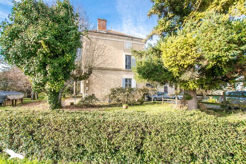 Vente Maison COLAYRAC ST CIRQ - 7 pièces -200 m² - (47450)