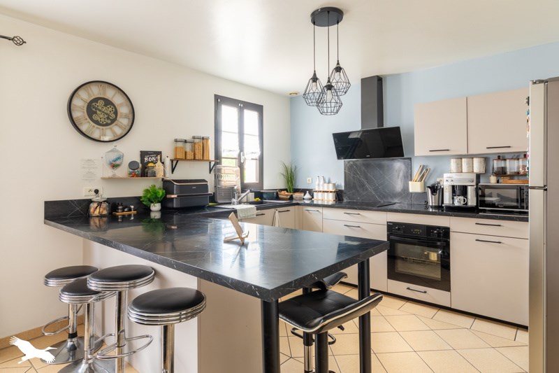 Vente Immeuble ST HILAIRE DE LUSIGNAN - 10 pièces -  232 m² - (47450)