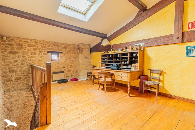 Vente Maison CADILLAC SUR GARONNE - 6 pièces -232 m² - (33410)