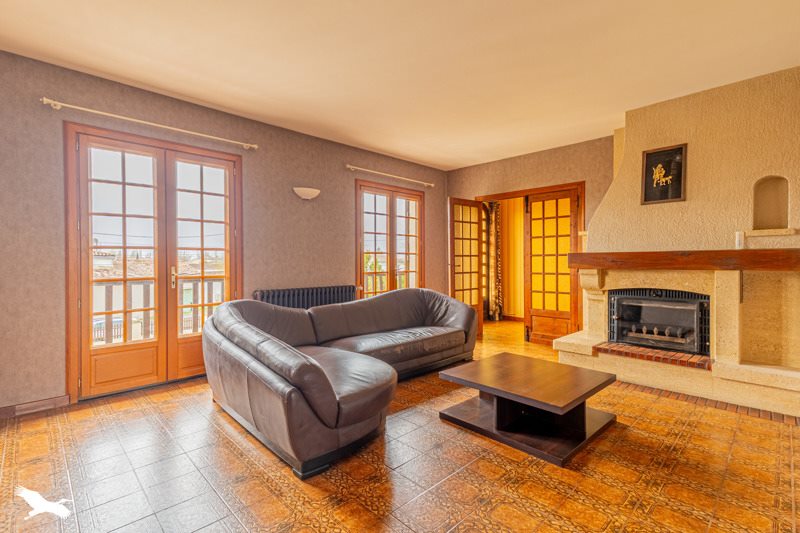 Vente Maison CADILLAC SUR GARONNE - 7 pièces -196 m² - (33410)