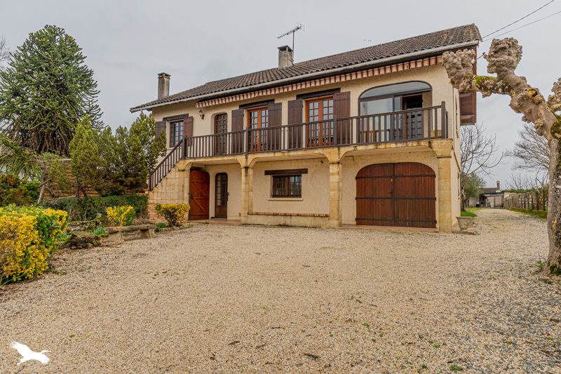 Vente Maison CADILLAC SUR GARONNE - 7 pièces -196 m² - (33410)