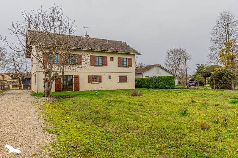 Vente Maison CADILLAC SUR GARONNE - 7 pièces -196 m² - (33410)